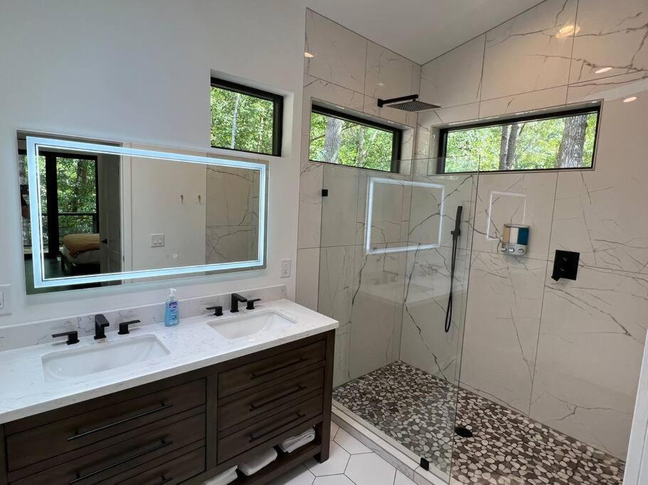 Вілла Modern Mountain Getaway With Hot Tub, Fire Pit Sautee Nacoochee Екстер'єр фото