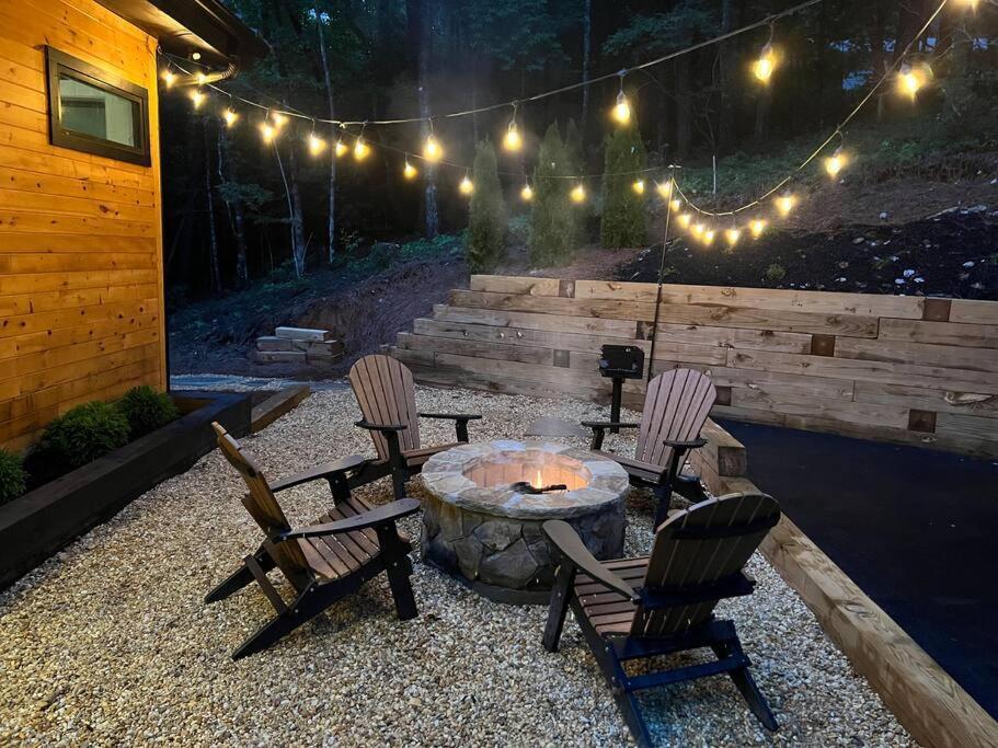 Вілла Modern Mountain Getaway With Hot Tub, Fire Pit Sautee Nacoochee Екстер'єр фото